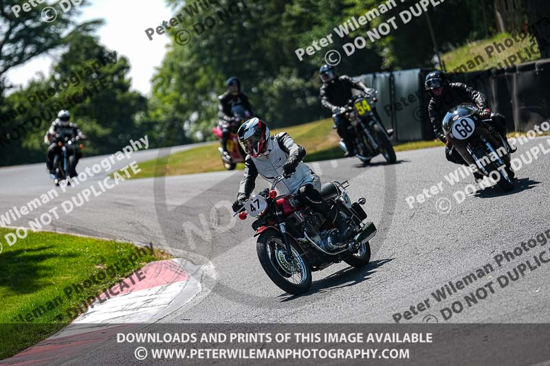 cadwell park;cadwell park photographs;cadwell trackday photographs;enduro digital images;event digital images;eventdigitalimages;peter wileman photography;racing digital images;trackday digital images;trackday photos